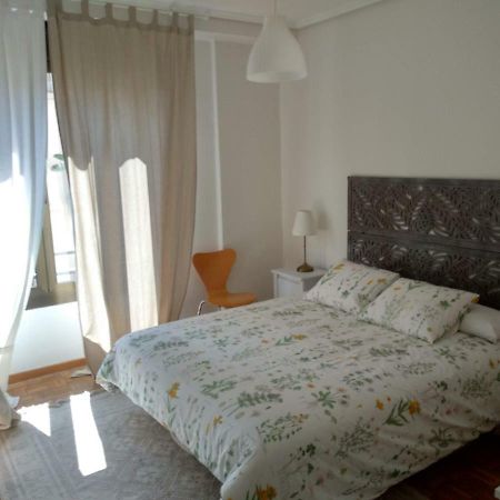 Km0 Centro Ciudad Apartment Valencia Bagian luar foto