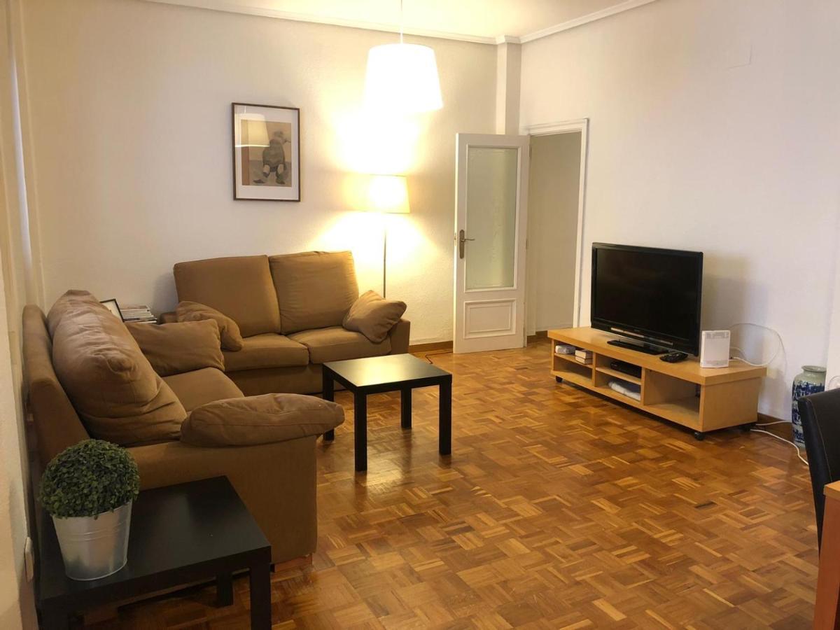 Km0 Centro Ciudad Apartment Valencia Bagian luar foto