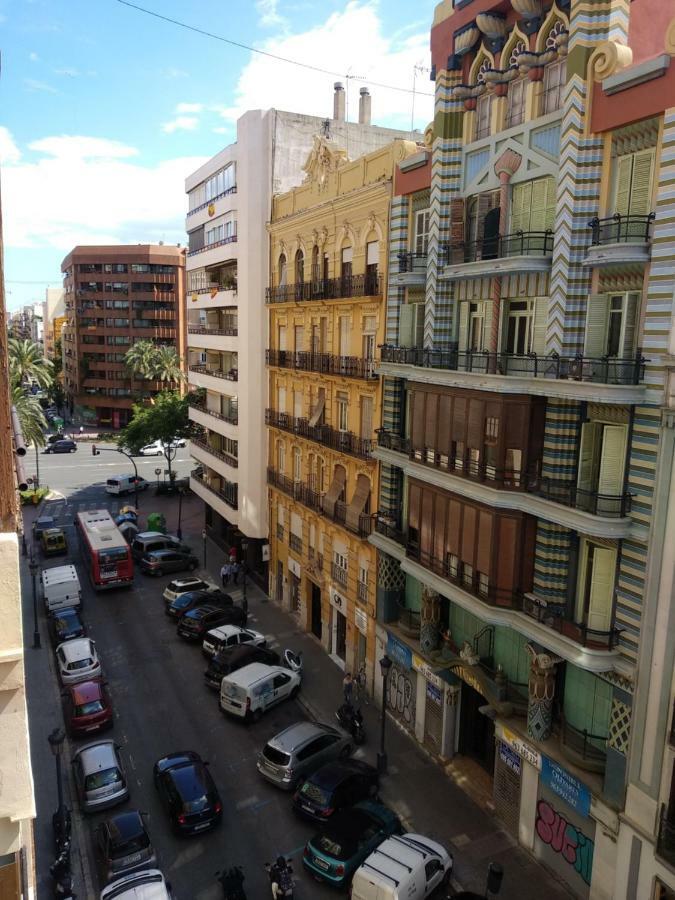 Km0 Centro Ciudad Apartment Valencia Bagian luar foto